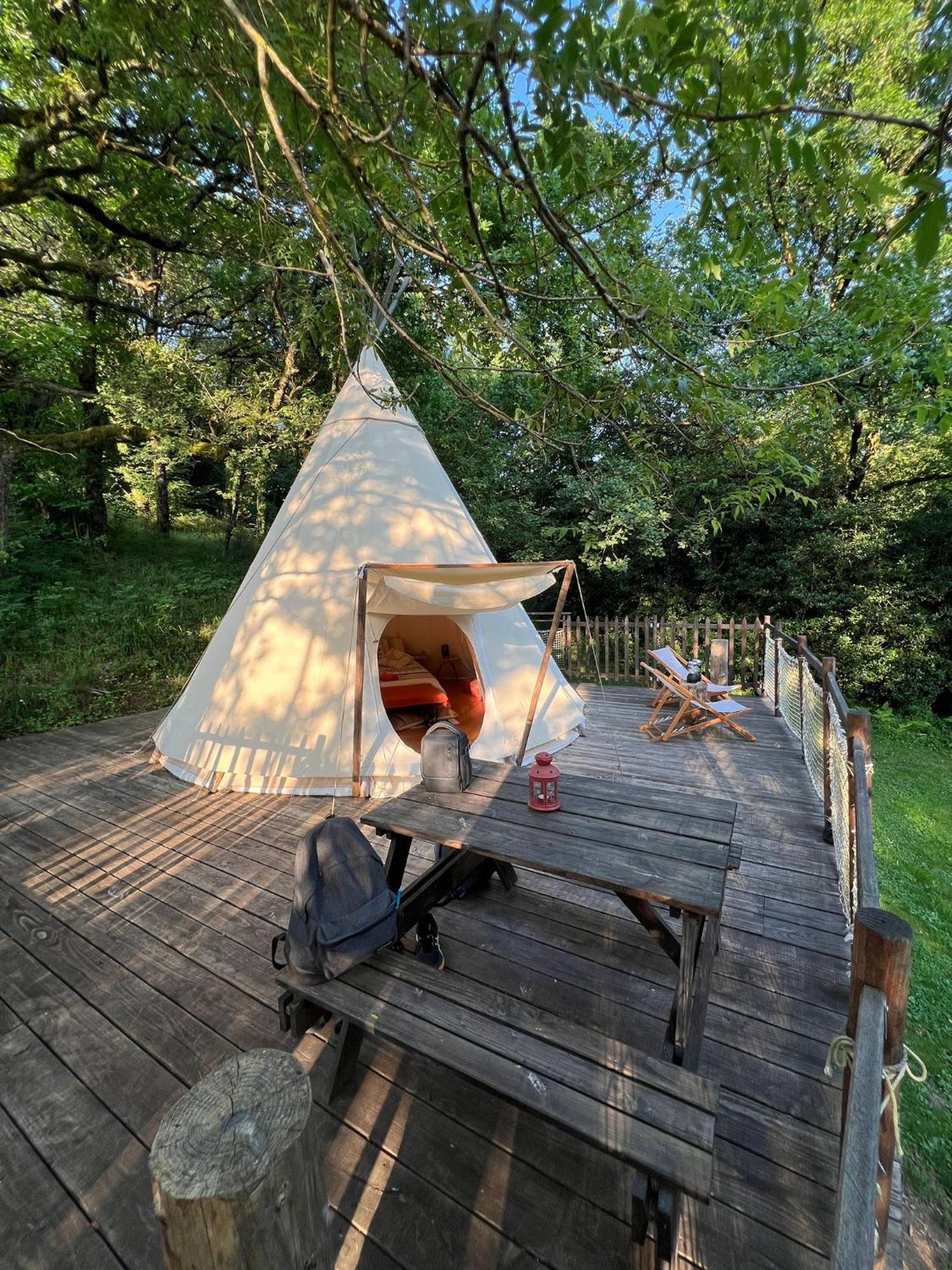 Le Tipi A Marie, Deconnectez- Vous !!! Hotel Cambounes Exterior foto